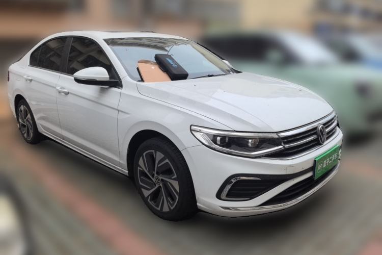 Used Volkswagen Bora 2025 200TSI DSG Enjoy PRO Edition Front Right 45 Deg