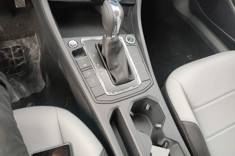 Used Volkswagen Bora 2025 200TSI DSG Enjoy PRO Edition Gear Lever