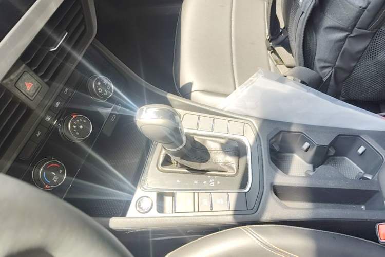 Used Volkswagen Bora 2025 200TSI DSG Enjoy PRO Edition Gear Lever
