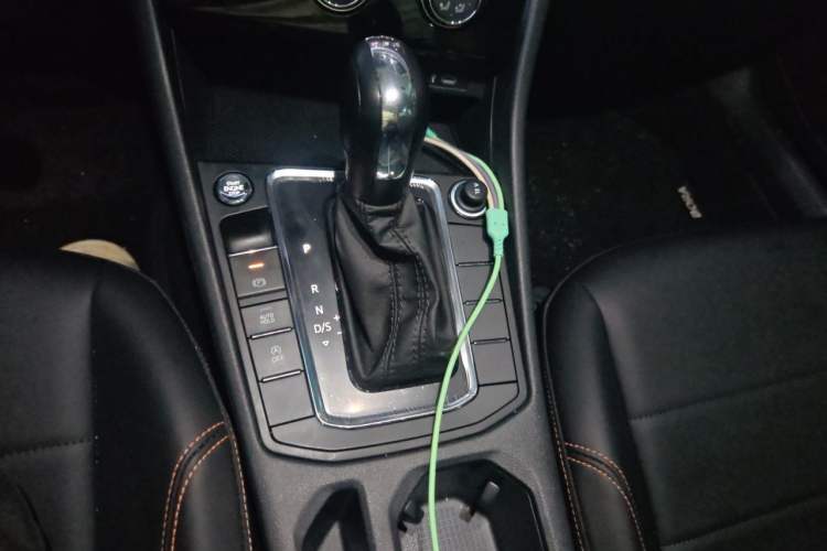 Used Volkswagen Bora 2025 Facelifted 200TSI DSG Yuexing Navigation Edition Gear Lever