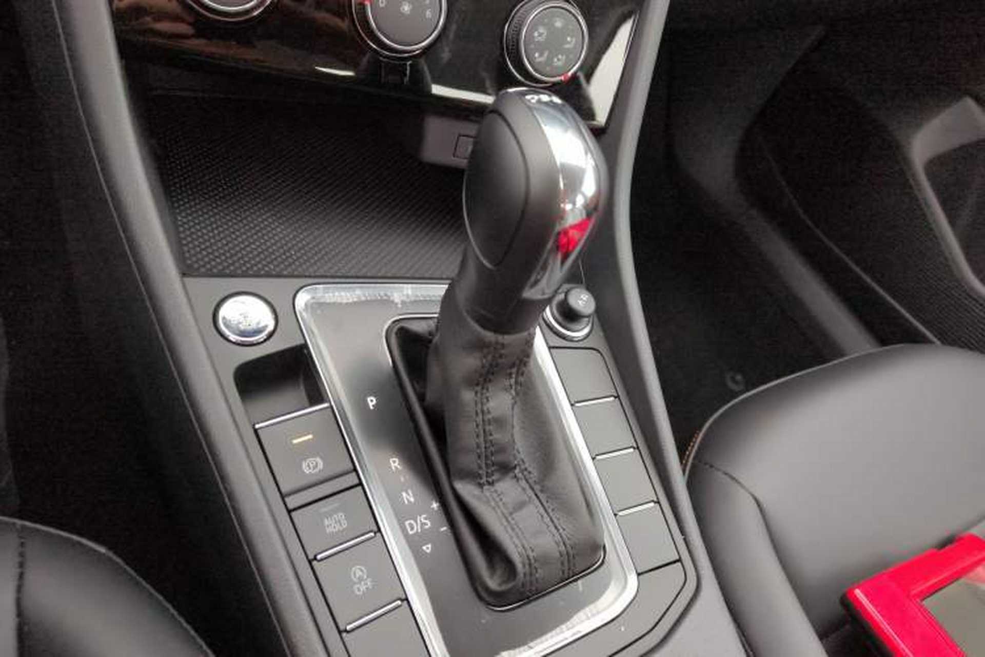 Used Volkswagen Bora 2025 Facelifted 200TSI DSG Yuexing Navigation Edition Gear Lever