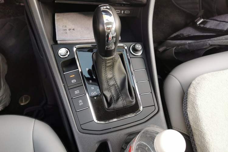 Used Volkswagen Bora 2025 200TSI DSG Enjoy Driving Navigation Edition Gear Lever