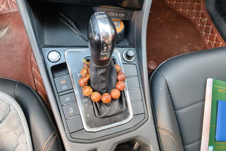 Used Volkswagen Bora 2025 200TSI DSG Enjoy PRO Edition Gear Lever