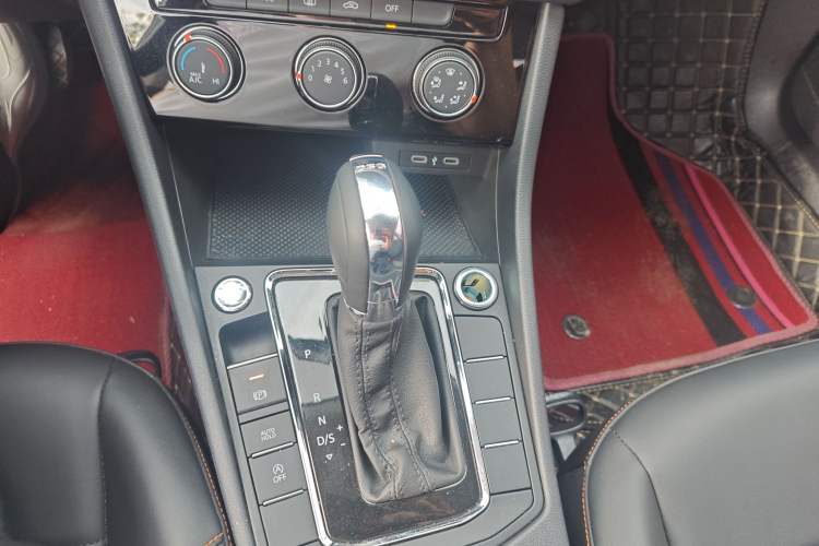 Used Volkswagen Bora 2025 200TSI DSG Enjoy Driving Navigation Edition Gear Lever