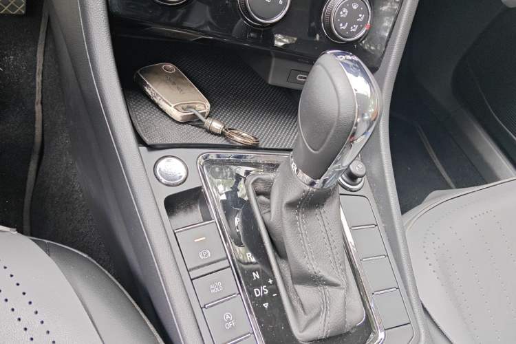 Used Volkswagen Bora 2025 200TSI DSG Enjoy Driving Navigation Edition Gear Lever