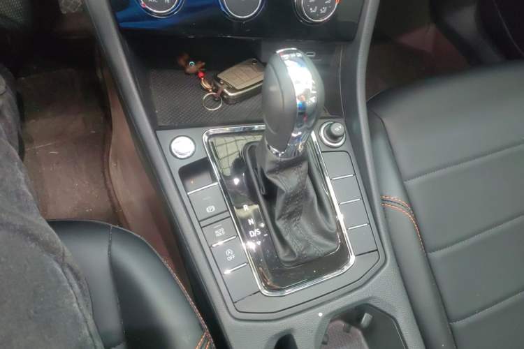 Used Volkswagen Bora 2025 200TSI DSG Enjoy PRO Edition Gear Lever