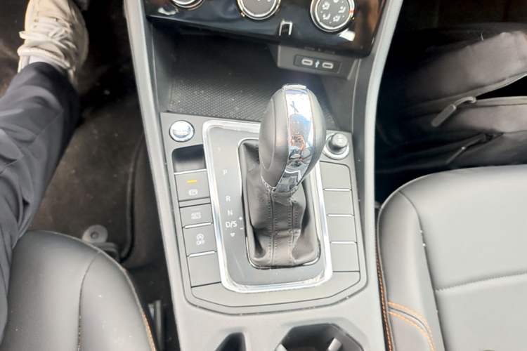 Used Volkswagen Bora 2025 200TSI DSG Enjoy Driving Navigation Edition Gear Lever