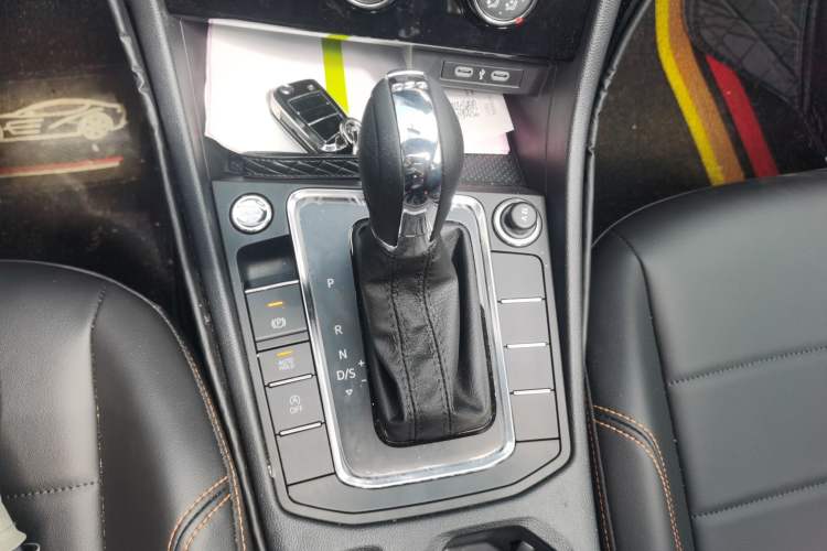 Used Volkswagen Bora 2025 200TSI DSG Enjoy Driving Navigation Edition Gear Lever