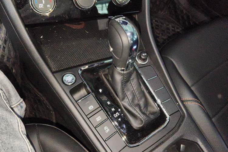 Used Volkswagen Bora 2025 200TSI DSG Enjoy Driving Navigation Edition Gear Lever