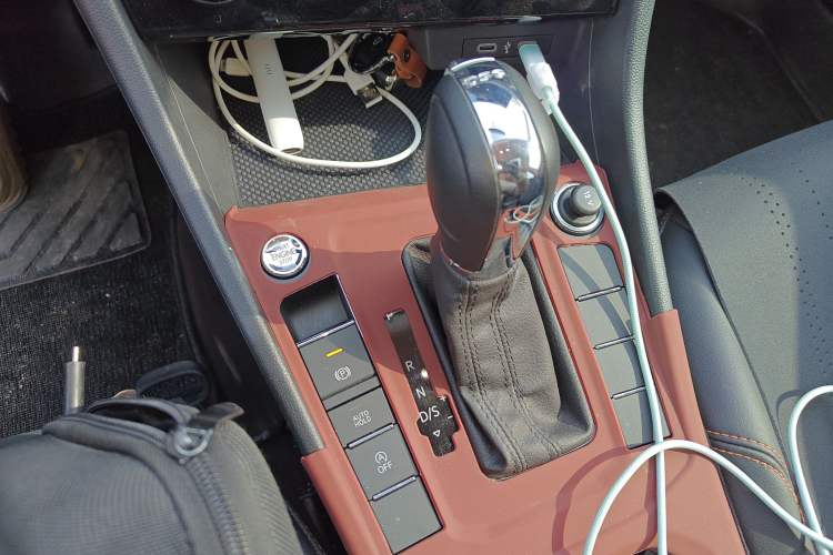 Used Volkswagen Bora 2025 200TSI DSG Enjoy Driving Navigation Edition Gear Lever