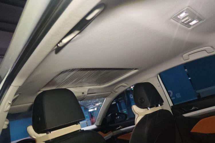 Used Volkswagen Bora 2025 Facelifted 200TSI DSG Yuexing Navigation Edition Headliner