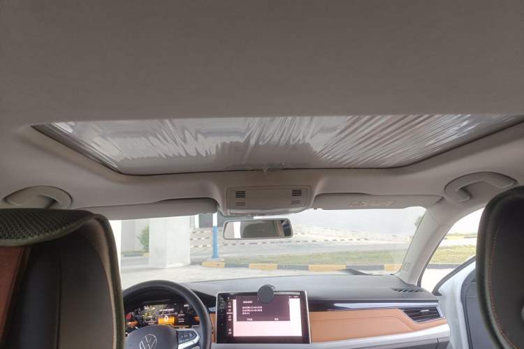 Used Volkswagen Bora 2025 Facelifted 200TSI DSG Yuexing Navigation Edition Headliner