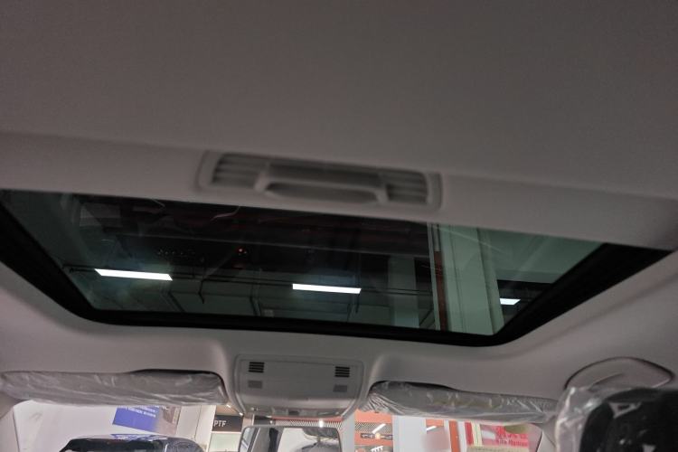 Used Volkswagen Bora 2025 Facelifted 200TSI DSG Yuexing Navigation Edition Headliner