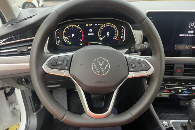 Used Volkswagen Bora 2025 300TSI DSG Prestige Edition Interior 2
