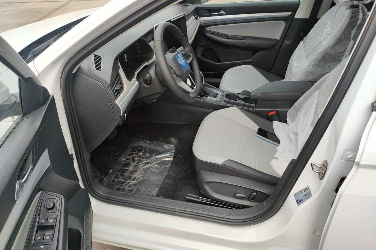 Used Volkswagen Bora 2025 200TSI DSG Enjoy PRO Edition Interior 3