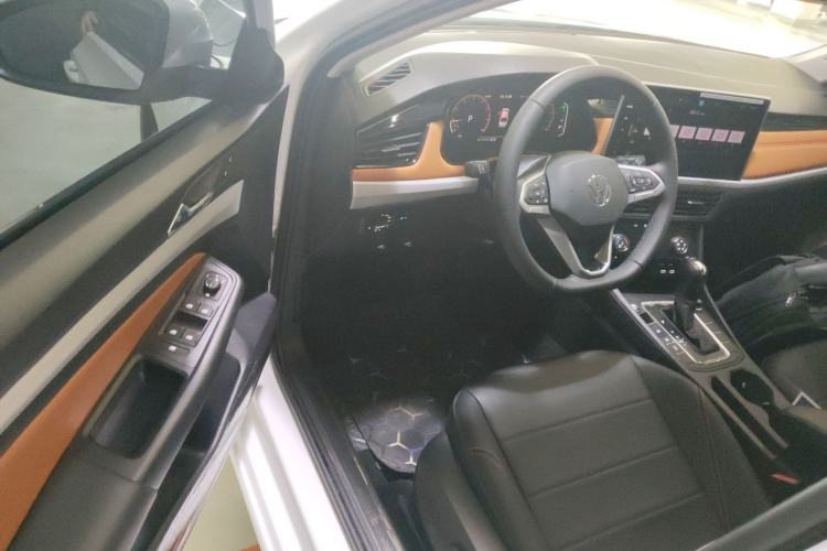 Used Volkswagen Bora 2025 Model, Facelifted 200TSI DSG Yuexing PRO Edition Interior 3