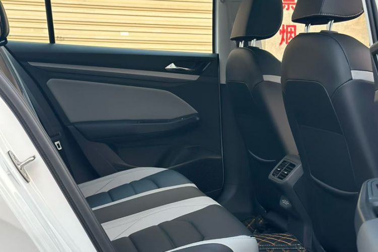Used Volkswagen Bora 2025 300TSI DSG Prestige Edition Interior 3