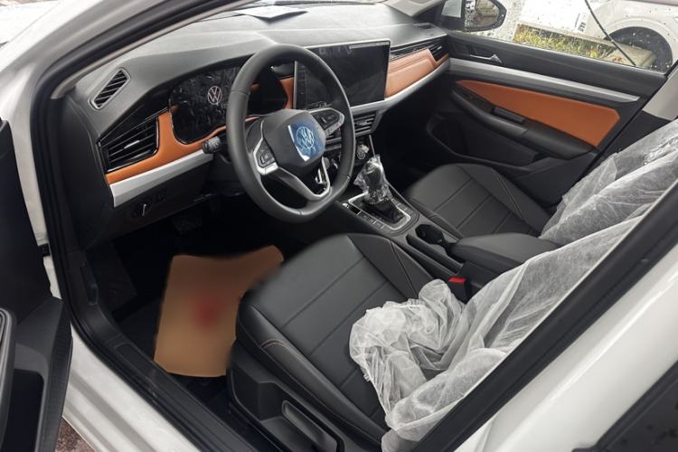 Used Volkswagen Bora 2025 Facelifted 200TSI DSG Yuexing Navigation Edition Interior 5