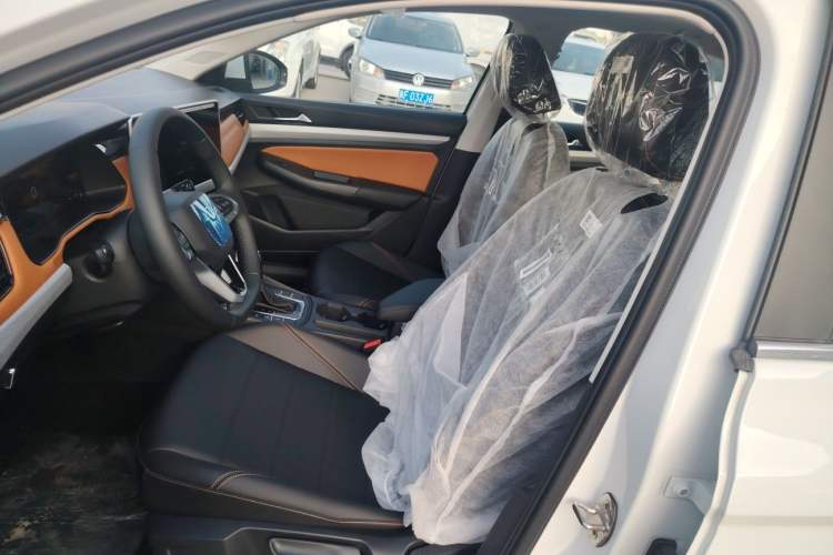Used Volkswagen Bora 2025 Facelifted 200TSI DSG Yuexing Navigation Edition Interior 6