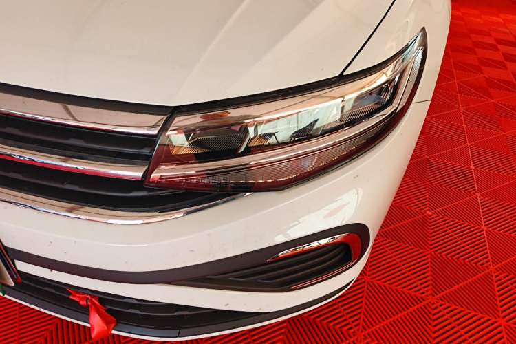 Used Volkswagen Bora 2025 Facelifted 200TSI DSG Yuexing Navigation Edition Left Front Headlight