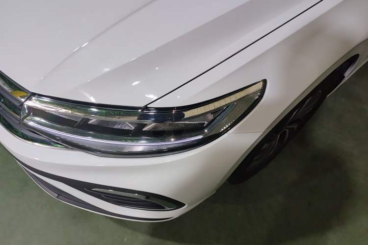 Used Volkswagen Bora 2025 Facelifted 200TSI DSG Yuexing Navigation Edition Left Front Headlight