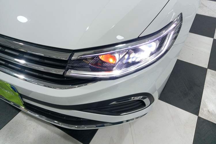 Used Volkswagen Bora 2025 200TSI DSG Enjoy PRO Edition Left Front Headlight