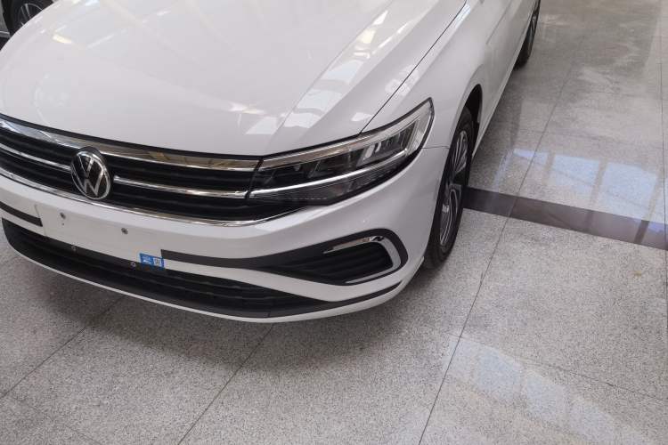 Used Volkswagen Bora 2025 Facelifted 200TSI DSG Yuexing Navigation Edition Left Front Headlight