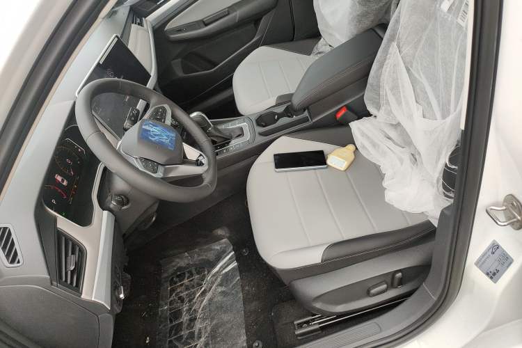 Used Volkswagen Bora 2025 200TSI DSG Enjoy PRO Edition Left Front Seat