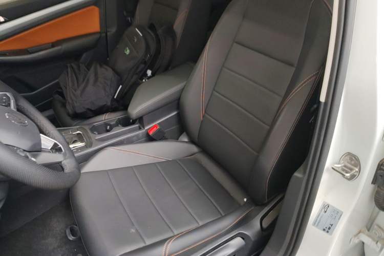 Used Volkswagen Bora 2025 Facelifted 200TSI DSG Yuexing Navigation Edition Left Front Seat