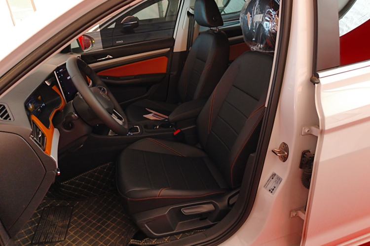 Used Volkswagen Bora 2025 Facelifted 200TSI DSG Yuexing Navigation Edition Left Front Seat