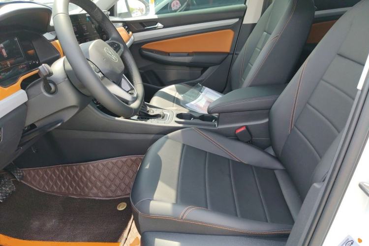 Used Volkswagen Bora 2025 Model, Facelifted 200TSI DSG Yuexing PRO Edition Left Front Seat