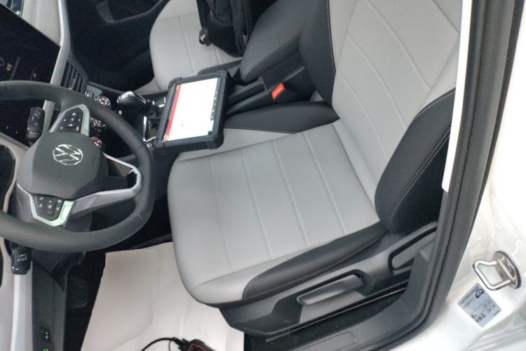 Used Volkswagen Bora 2025 Facelifted 200TSI DSG Yuexing Navigation Edition Left Front Seat