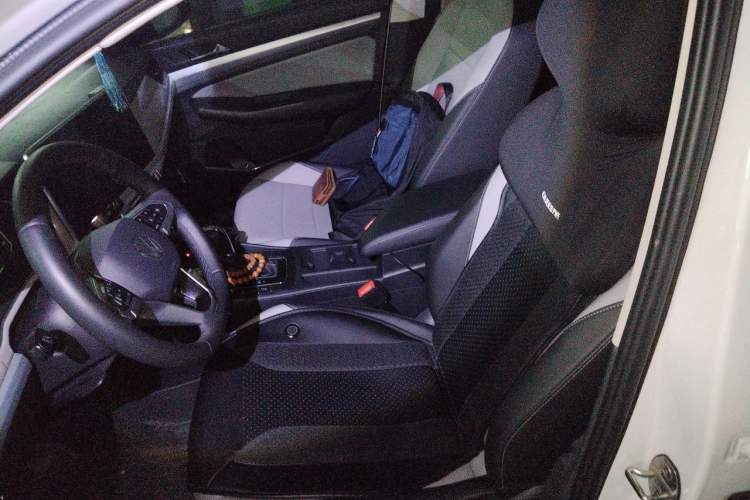 Used Volkswagen Bora 2025 200TSI DSG Enjoy PRO Edition Left Front Seat