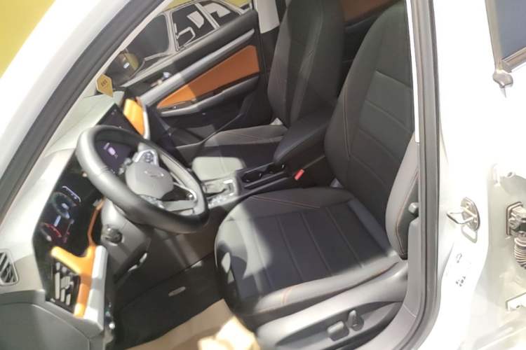 Used Volkswagen Bora 2025 Model, Facelifted 200TSI DSG Yuexing PRO Edition Left Front Seat