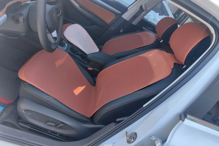 Used Volkswagen Bora 2025 200TSI DSG Enjoy PRO Edition Left Front Seat