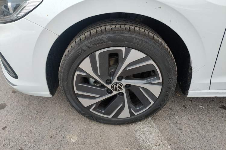 Used Volkswagen Bora 2025 200TSI DSG Enjoy PRO Edition Left Front Wheel Hub