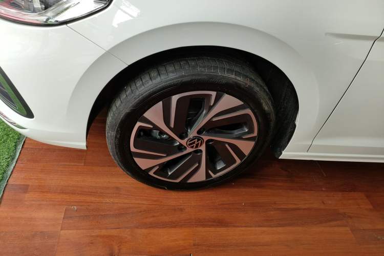 Used Volkswagen Bora 2025 200TSI DSG Enjoy PRO Edition Left Front Wheel Hub