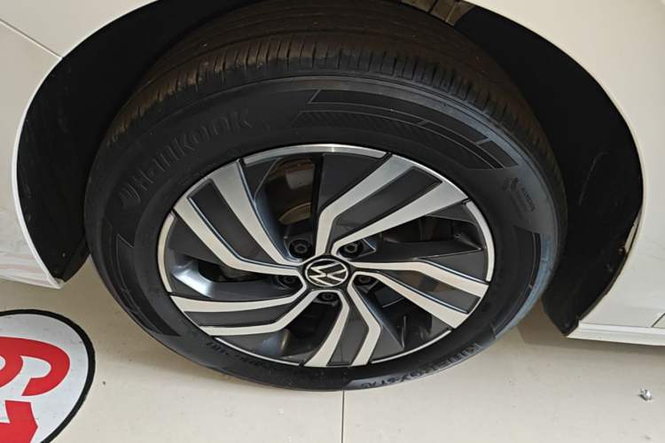 Used Volkswagen Bora 2025 200TSI DSG Enjoy Driving Navigation Edition Left Front Wheel Hub