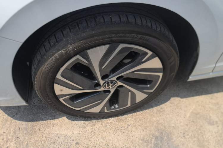 Used Volkswagen Bora 2025 200TSI DSG Enjoy PRO Edition Left Front Wheel Hub