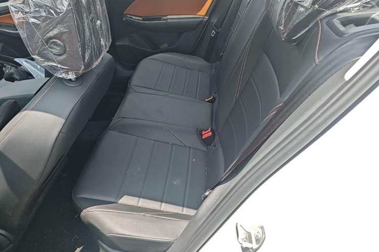 Used Volkswagen Bora 2025 Facelifted 200TSI DSG Yuexing Navigation Edition Left Rear Seat