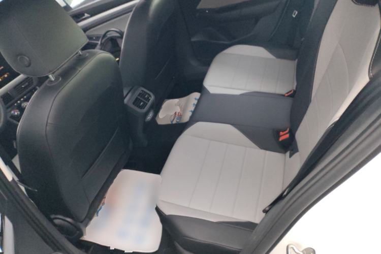 Used Volkswagen Bora 2025 Facelifted 200TSI DSG Yuexing Navigation Edition Left Rear Seat