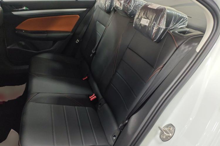 Used Volkswagen Bora 2025 Facelifted 200TSI DSG Yuexing Navigation Edition Left Rear Seat