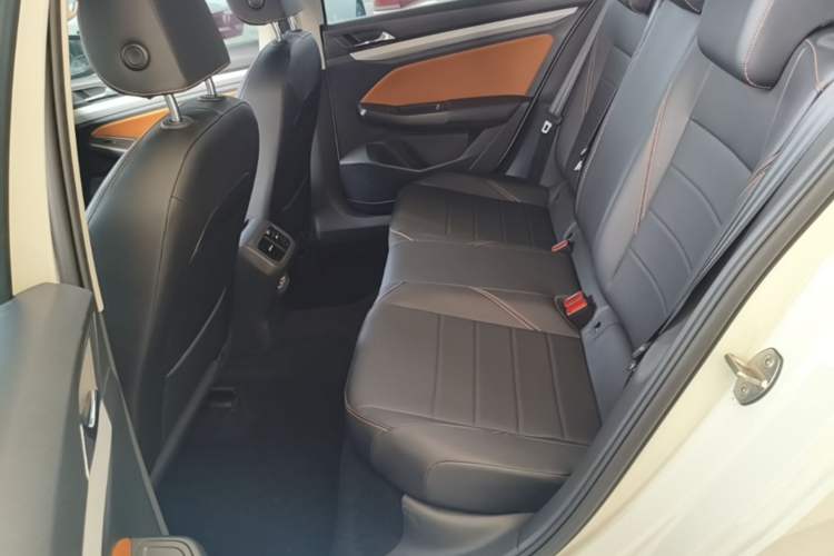 Used Volkswagen Bora 2025 Facelifted 200TSI DSG Yuexing Navigation Edition Left Rear Seat