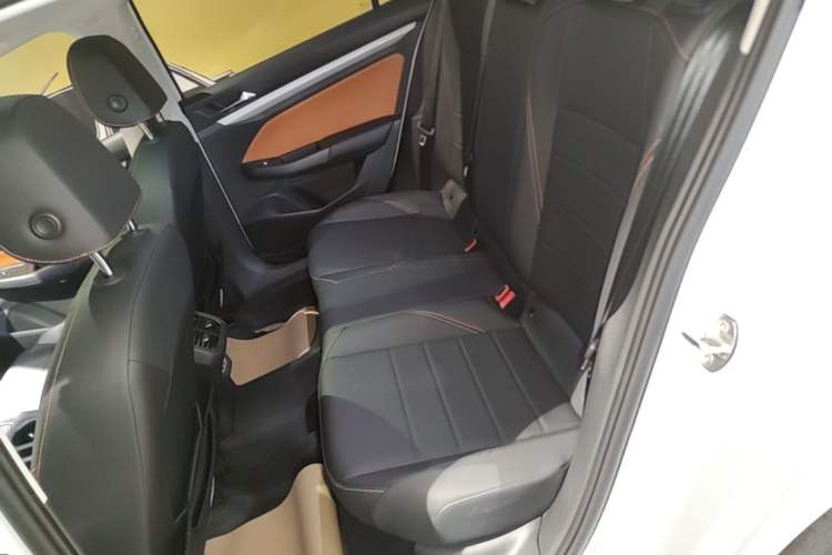 Used Volkswagen Bora 2025 Model, Facelifted 200TSI DSG Yuexing PRO Edition Left Rear Seat