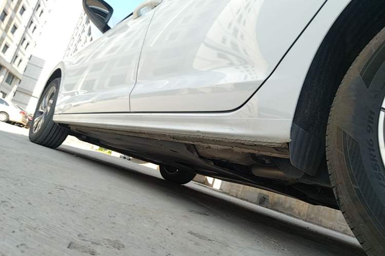 Used Volkswagen Bora 2025 200TSI DSG Enjoy Driving Navigation Edition Left Side Sill