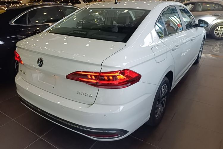 Used Volkswagen Bora 2025 Facelifted 200TSI DSG Yuexing Navigation Edition Rear Right 45 Deg