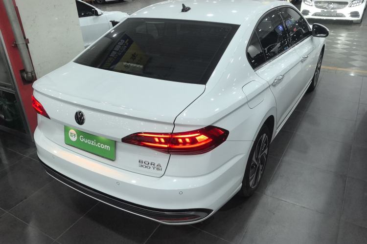 Used Volkswagen Bora 2025 300TSI DSG Prestige Edition Rear Right 45 Deg