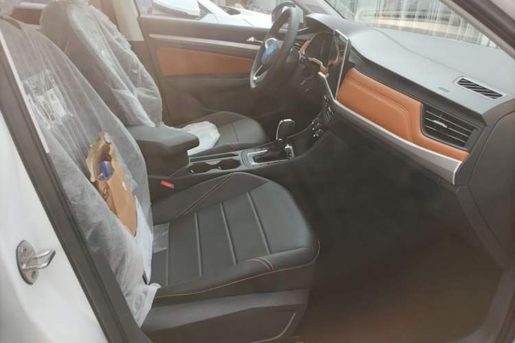 Used Volkswagen Bora 2025 200TSI DSG Enjoy PRO Edition Right Front Seat