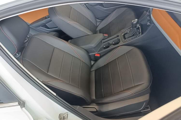 Used Volkswagen Bora 2025 Facelifted 200TSI DSG Yuexing Navigation Edition Right Front Seat