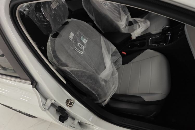 Used Volkswagen Bora 2025 Facelifted 200TSI DSG Yuexing Navigation Edition Right Front Seat